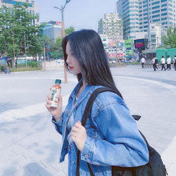 謝健偲