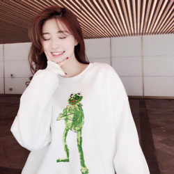 鮑晨菲