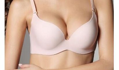 隆胸恢復(fù)過(guò)程是否辛苦？一般需要多久恢復(fù)？
