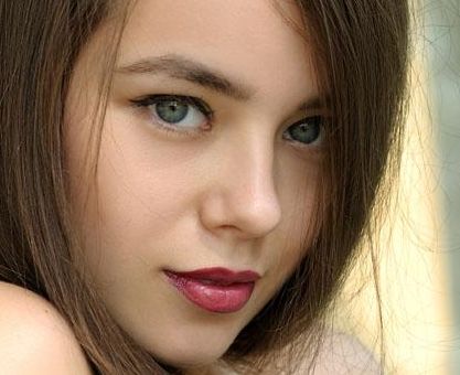 俄羅斯模特Valeria Lukyanova整容后的身材曝光，太驚艷了！