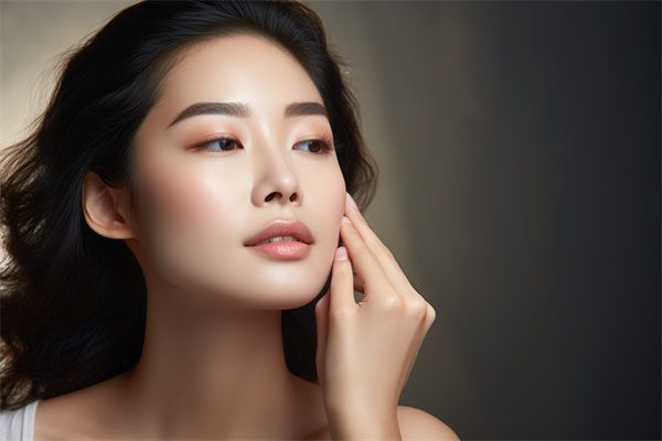 成都華顏鼻子整形案例分享，賈德淵隆鼻效果出眾！