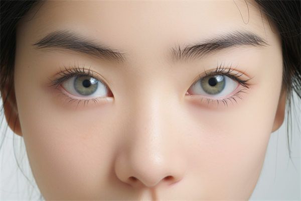 青島隆胸醫(yī)院推薦：口碑技術(shù)兼具，打造自信曲線