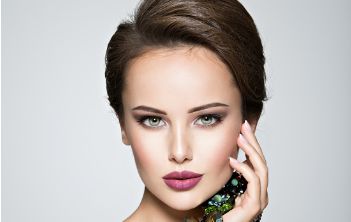 重慶美蓮整形醫(yī)院醫(yī)生技術出色，讓您擁有美麗容顏！