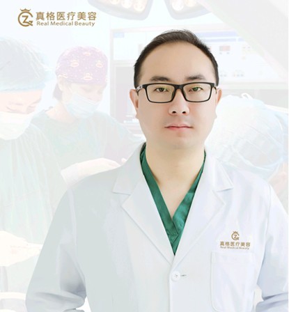 福州真格 張龍