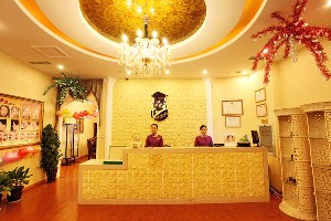 青島王博士醫(yī)學美容門診部手術祛眼袋的效果能保持多久？手術祛眼袋的價格大概多少？