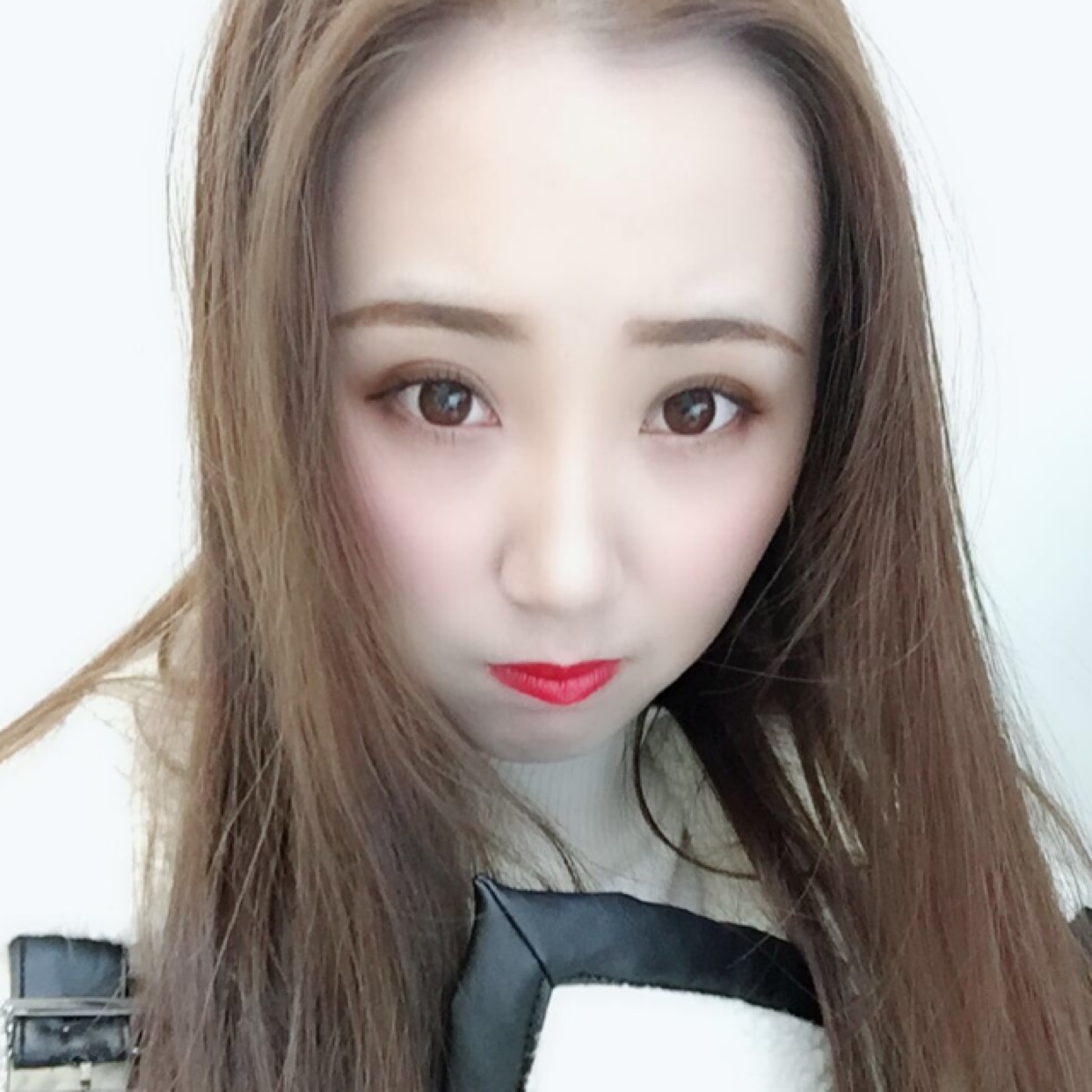 貴陽藝齡醫(yī)療美容門診部醫(yī)生李章做隆鼻手術怎么樣？附案例效果對比圖