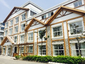 上海安達醫(yī)院醫(yī)療美容膨體隆下巴用什么材料？飲食怎么辦？