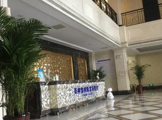 濟(jì)南維納斯整形醫(yī)院.png