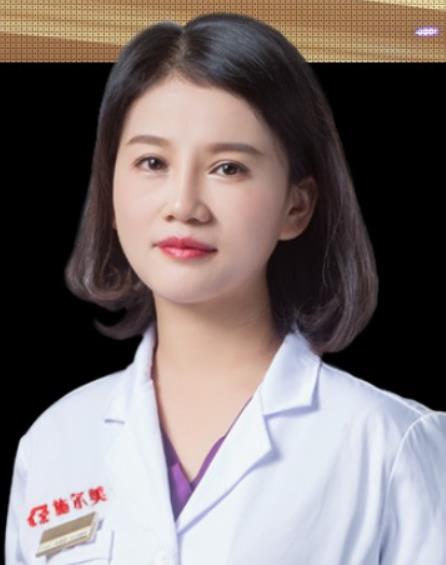 李秋鳳