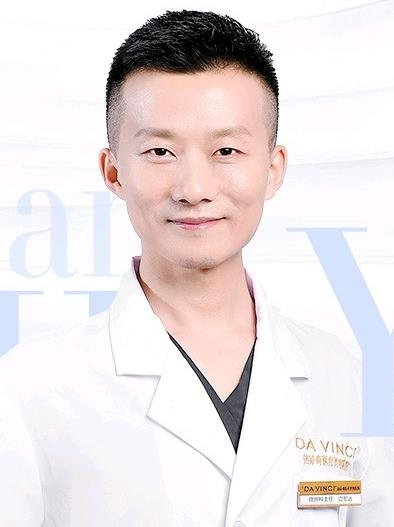 邊宏遠