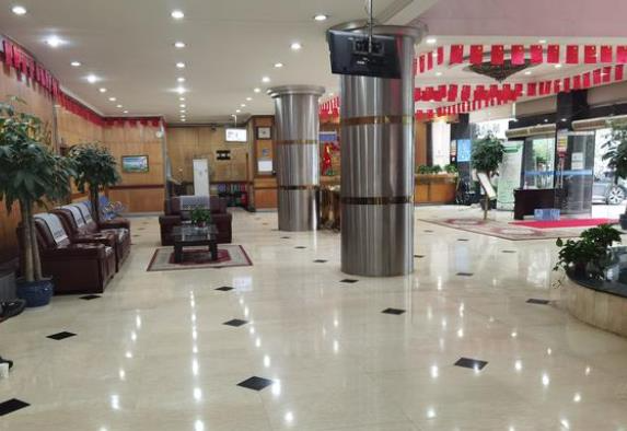 長沙鴻業(yè)皮膚病?？漆t(yī)院_大廳 