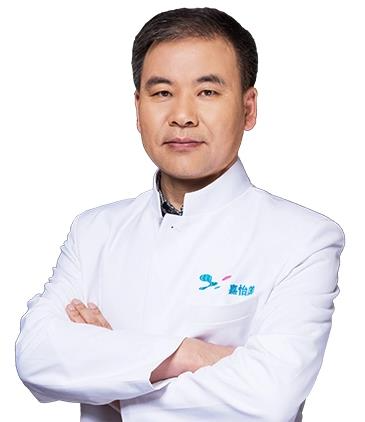 李國偉