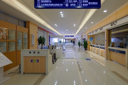 義烏愛爾眼科醫(yī)院_醫(yī)院一角