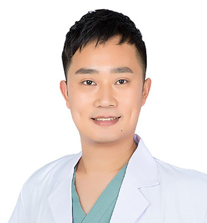 李闖