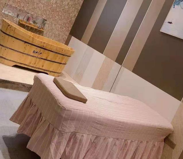 邢臺(tái)李學(xué)英醫(yī)療美容診所_護(hù)理室