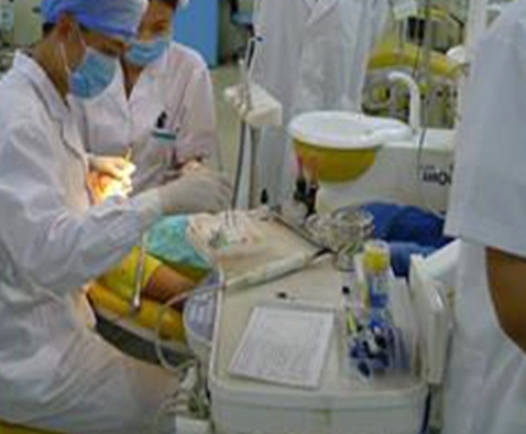 承德儒家口腔醫(yī)院_手術室