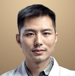 尹偉力