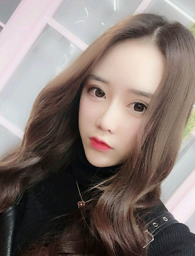 上海伊美爾港華醫(yī)療美容醫(yī)院劉坤自體肋軟骨隆鼻案例效果分享