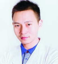 譚飛