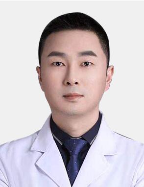 魏強