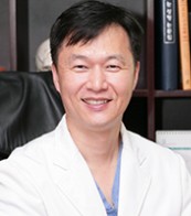 鄭晧均
