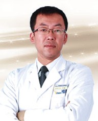 黃震英