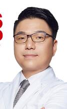 裴柄萬