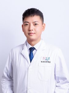 張哲菠