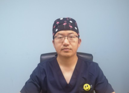 徐輝