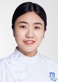 代季佩