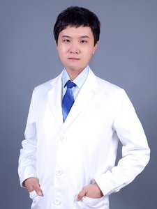 張?zhí)旌?/></a></div>
                        <div>
                            <h4><a href=
