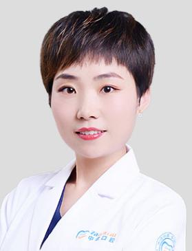 李偉靜