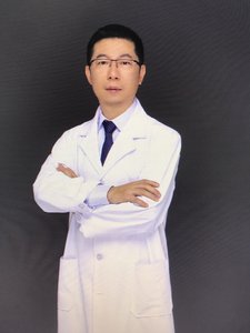 李向東